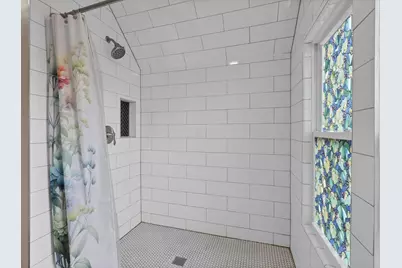 115 W Central Avenue, Delaware, OH 43015 - Photo 46