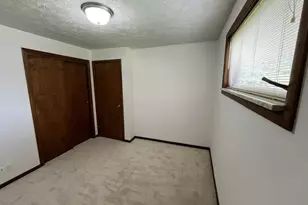 44 N W St, Thornville, OH 43076 - Photo 12