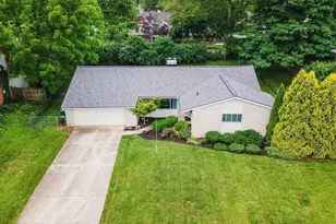 4145 Kendale Rd, Columbus, OH 43220 - Photo 10
