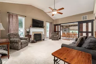 170 Rose Dr, Granville, OH 43023 - Photo 4