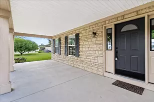 3017 Wynridge Ct, Grove City, OH 43123 - Photo 2
