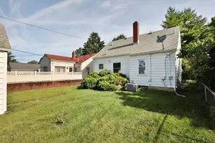 375 E Royal Forest Blvd, Columbus, OH 43214 - Photo 8