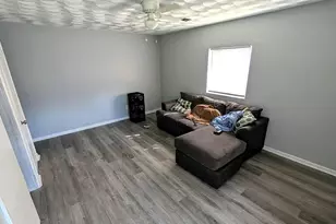 1614 Republic Ave, Columbus, OH 43211 - Photo 4