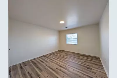 1614 Republic Avenue, Columbus, OH 43211 - Photo 10