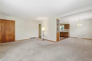 85 Pleasant Lee Dr, Heath, OH 43056 - Photo 8