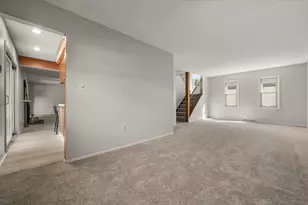 105 Kinder Pl, Columbus, OH 43230 - Photo 8