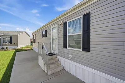 817 Janice Parkway, Columbus, OH 43223 - Photo 4