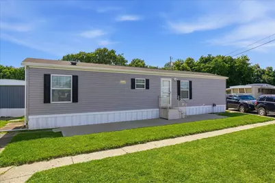 817 Janice Parkway, Columbus, OH 43223 - Photo 2