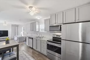 817 Janice Pkwy, Columbus, OH 43223 - Photo 16