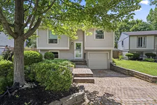 1004 Swanton Ct, Westerville, OH 43081 - Photo 2