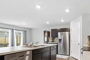 11 Cider Ml Dr, Ashville, OH 43103 - Photo 8