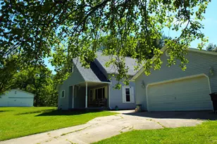 2964 Tick Ridge Rd, Vinton, OH 45686 - Photo 4