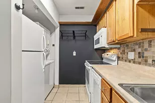 3074 Jersey Dr, Columbus, OH 43204 - Photo 14