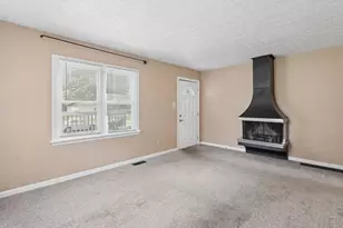 1010 Rose Pl, Columbus, OH 43227 - Photo 2