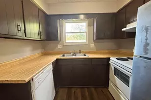 2621 Woodsedge Rd, Columbus, OH 43224 - Photo 6