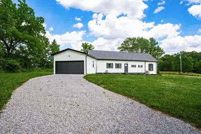 3351 Georgesville Wrightsville Road, Grove City, OH 43123 - Photo 2