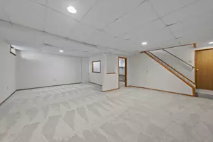 7450 Oakmeadows Dr, Columbus, OH 43085 - Photo 34