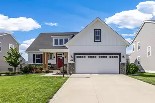 623 Ludham Trl, Pickerington, OH 43147 - Photo 2
