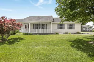 2039 Oakview Dr, Urbana, OH 43078 - Photo 1