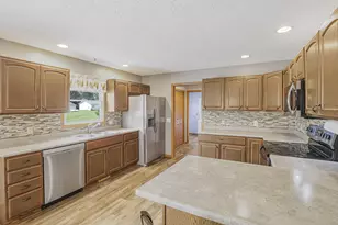 2039 Oakview Dr, Urbana, OH 43078 - Photo 14