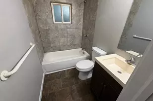 299 Martha Ave, Columbus, OH 43223 - Photo 4
