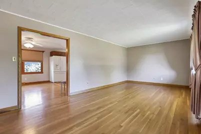 361 Meadow Lane NE, Newark, OH 43055 - Photo 6
