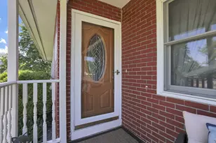 361 Meadow Ln NE, Newark, OH 43055 - Photo 4