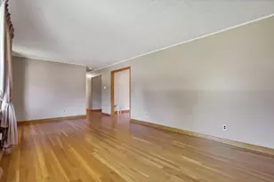 361 Meadow Ln NE, Newark, OH 43055 - Photo 8