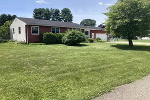 361 Meadow Ln NE, Newark, OH 43055 - Photo 1