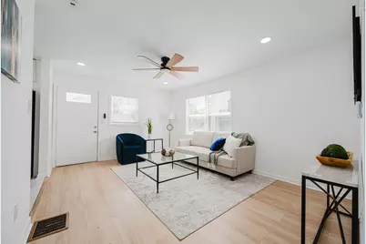 964 E 18th Avenue, Columbus, OH 43211 - Photo 2