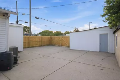18 E Oak Street, Newark, OH 43055 - Photo 4