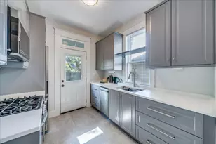 992 Delaware Ave, Columbus, OH 43201 - Photo 10