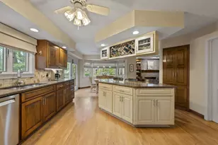 4671 Coach Rd, Upper Arlington, OH 43220 - Photo 10