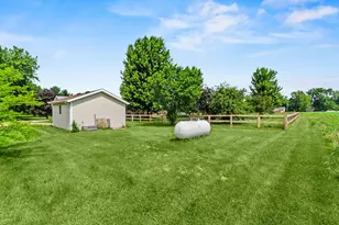 5773 Short Rd, New Carlisle, OH 45344 - Photo 36