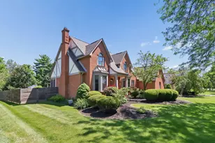 7992 Spring Mill Dr, Canal Winchester, OH 43110 - Photo 2