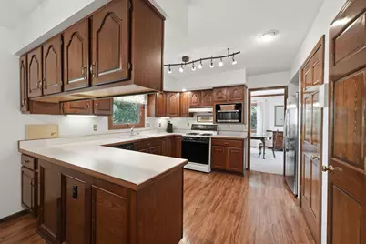 2347 Collins Drive, Worthington, OH 43085 - Photo 12