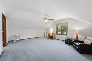 2347 Collins Dr, Worthington, OH 43085 - Photo 32