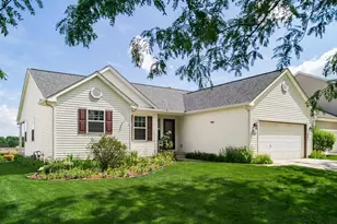 983 Wallace Dr, Delaware, OH 43015 - Photo 2