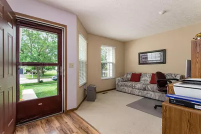 983 Wallace Drive, Delaware, OH 43015 - Photo 4