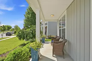 3236 Yellow Finch Wy, Columbus, OH 43231 - Photo 4