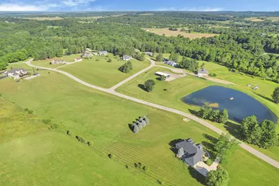 5996 Windy Hills Circle, Lancaster, OH 43130 - Photo 6