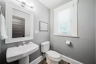 246 E Mithoff St, Columbus, OH 43206 - Photo 18