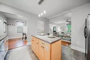 246 E Mithoff St, Columbus, OH 43206 - Photo 14