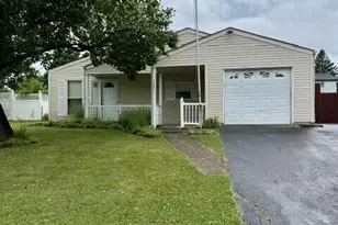 1831 Rock Creek Dr, Grove City, OH 43123 - Photo 2