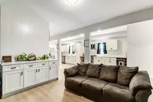 1284 E Mound St, Columbus, OH 43205 - Photo 12