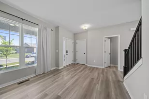 38 Chambers Bay Rd, Commercial Point, OH 43116 - Photo 8