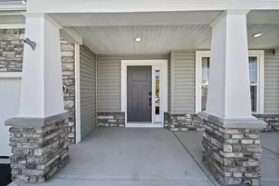 38 Chambers Bay Rd, Commercial Point, OH 43116 - Photo 4