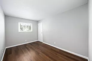 1878 Eddystone Ave, Columbus, OH 43224 - Photo 8
