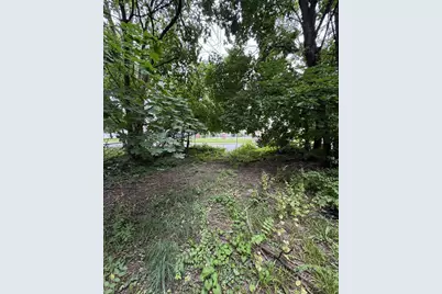 476 N Champion Avenue, Columbus, OH 43203 - Photo 2