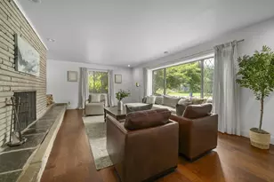 2424 Beverly Pl, Columbus, OH 43209 - Photo 18